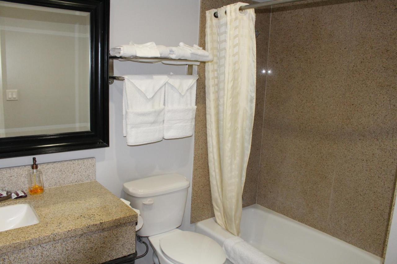 Lyfe Inn & Suites By Aga - Lax Airport إنغليووود، لوس أنجليس، كاليفورنيا المظهر الخارجي الصورة