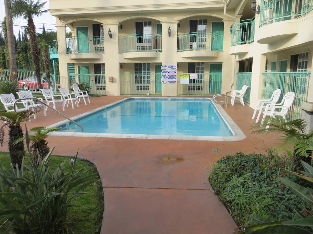 Lyfe Inn & Suites By Aga - Lax Airport إنغليووود، لوس أنجليس، كاليفورنيا المظهر الخارجي الصورة