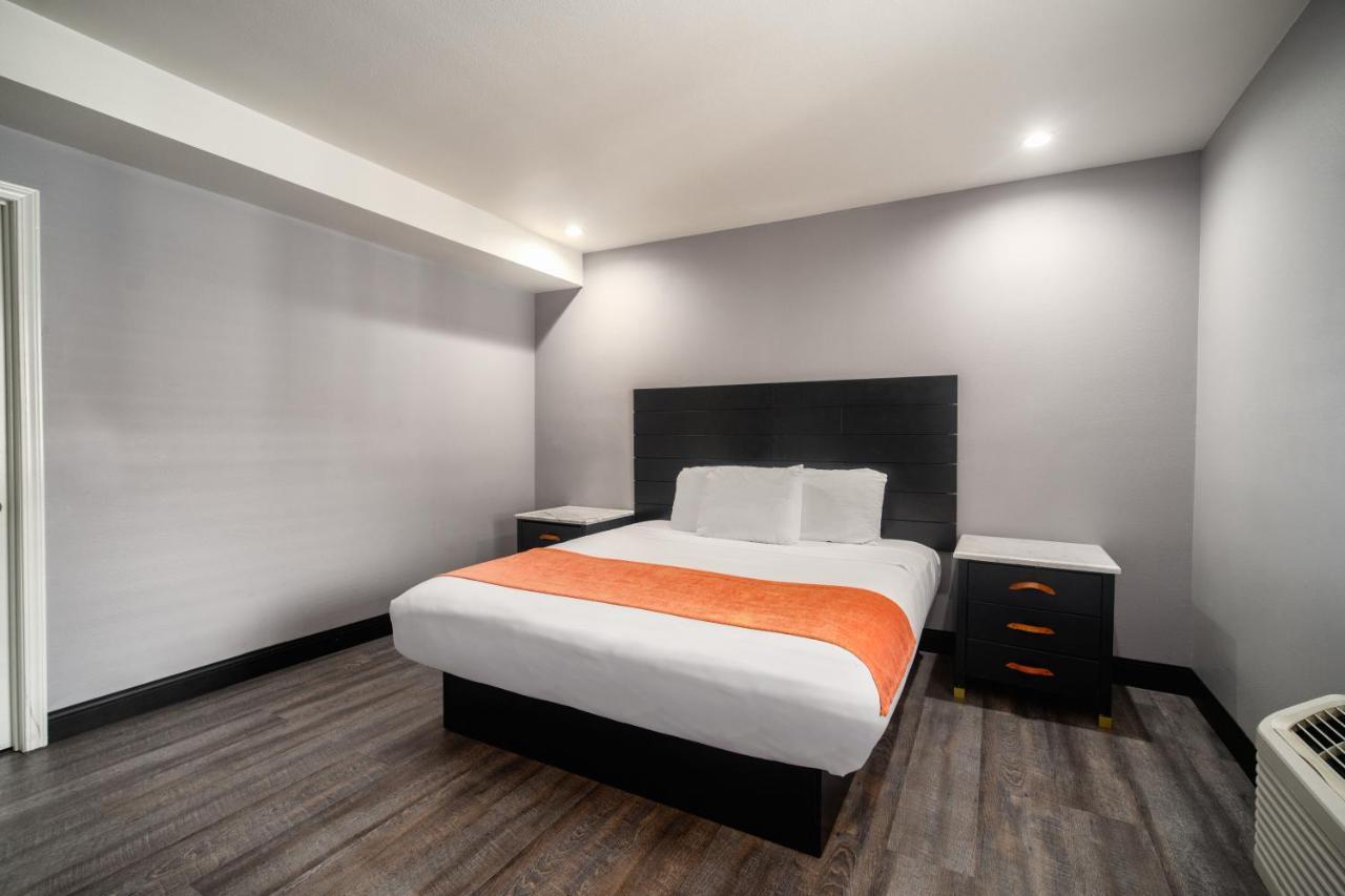 Lyfe Inn & Suites By Aga - Lax Airport إنغليووود، لوس أنجليس، كاليفورنيا المظهر الخارجي الصورة